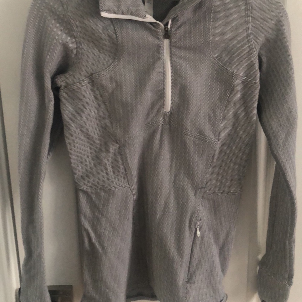 Lululemon pullover